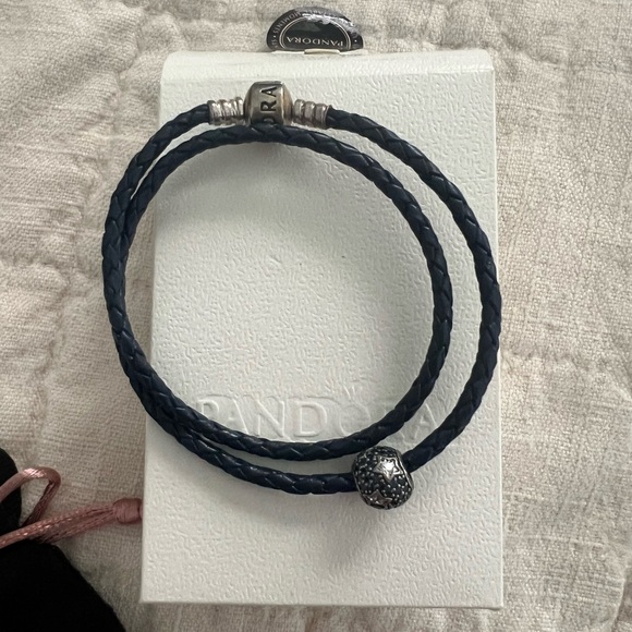 Pandora Bracelet - Never Worn - Picture 2 of 5
